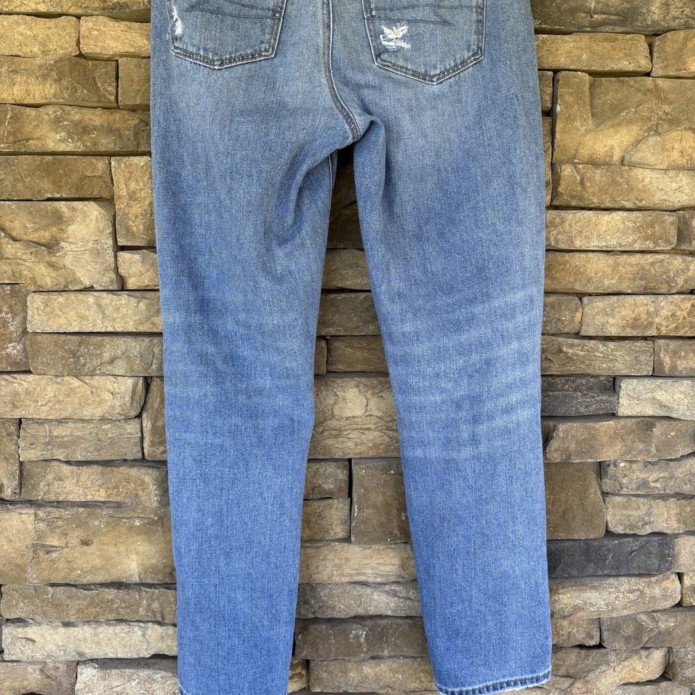Women's size 4 American Eagle Mom Jeans blue distressed denim High Rise - Picture 7 of 10
